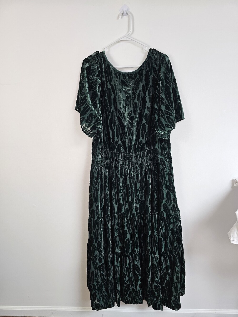 Anthropologie Summerset Velvet Burnout Feather Print Maxi Tiered Dress - Picture 9 of 10